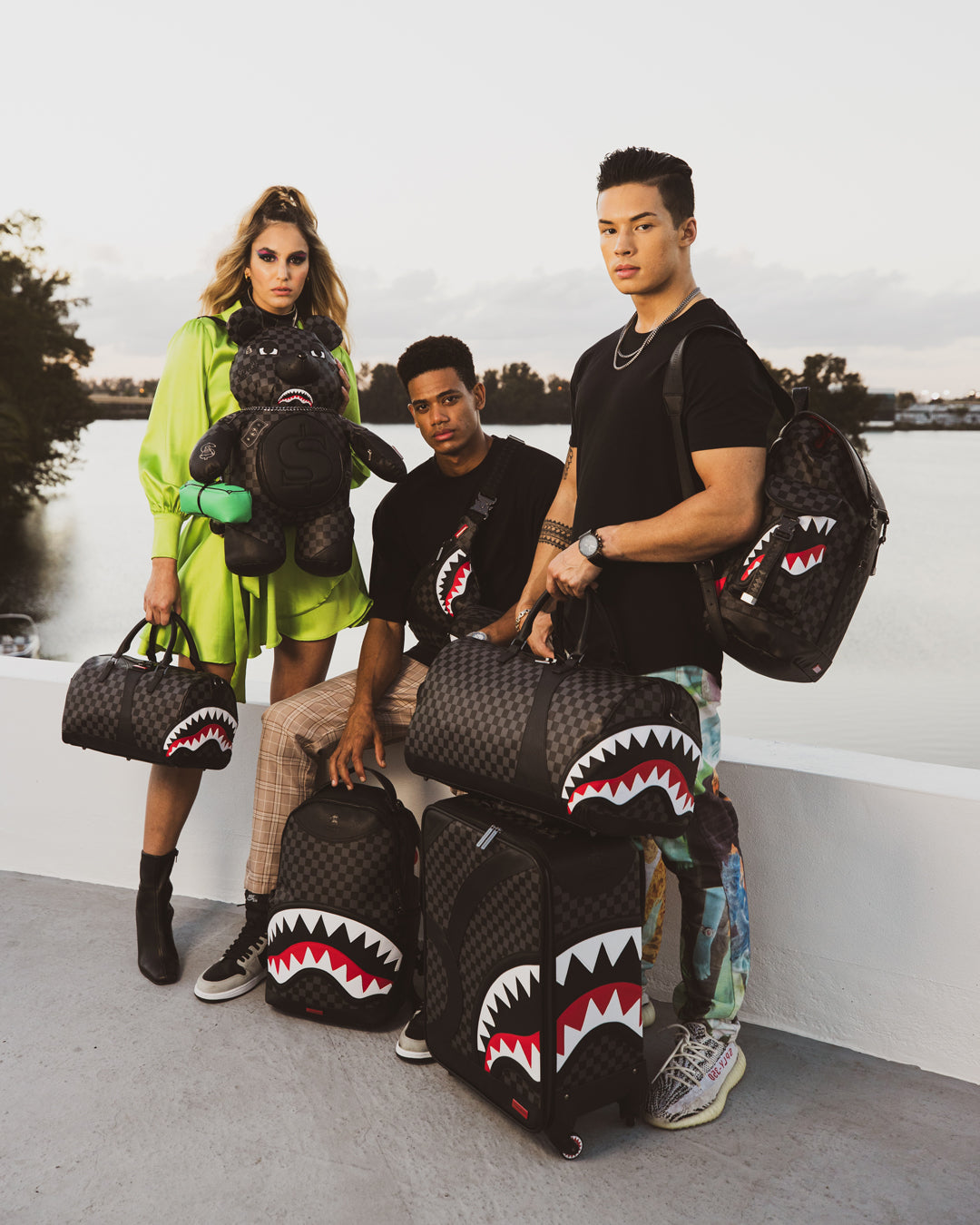 HENNY AIIR TO THE THRONE DUFFLE
