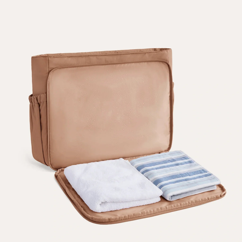 Crush 23L Laptop Tote