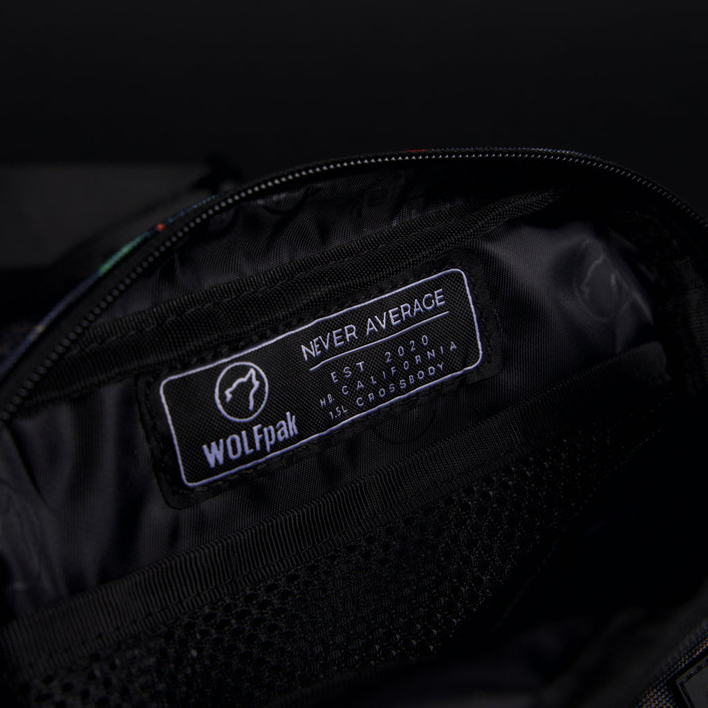 Crossbody Pack Love Never Dies