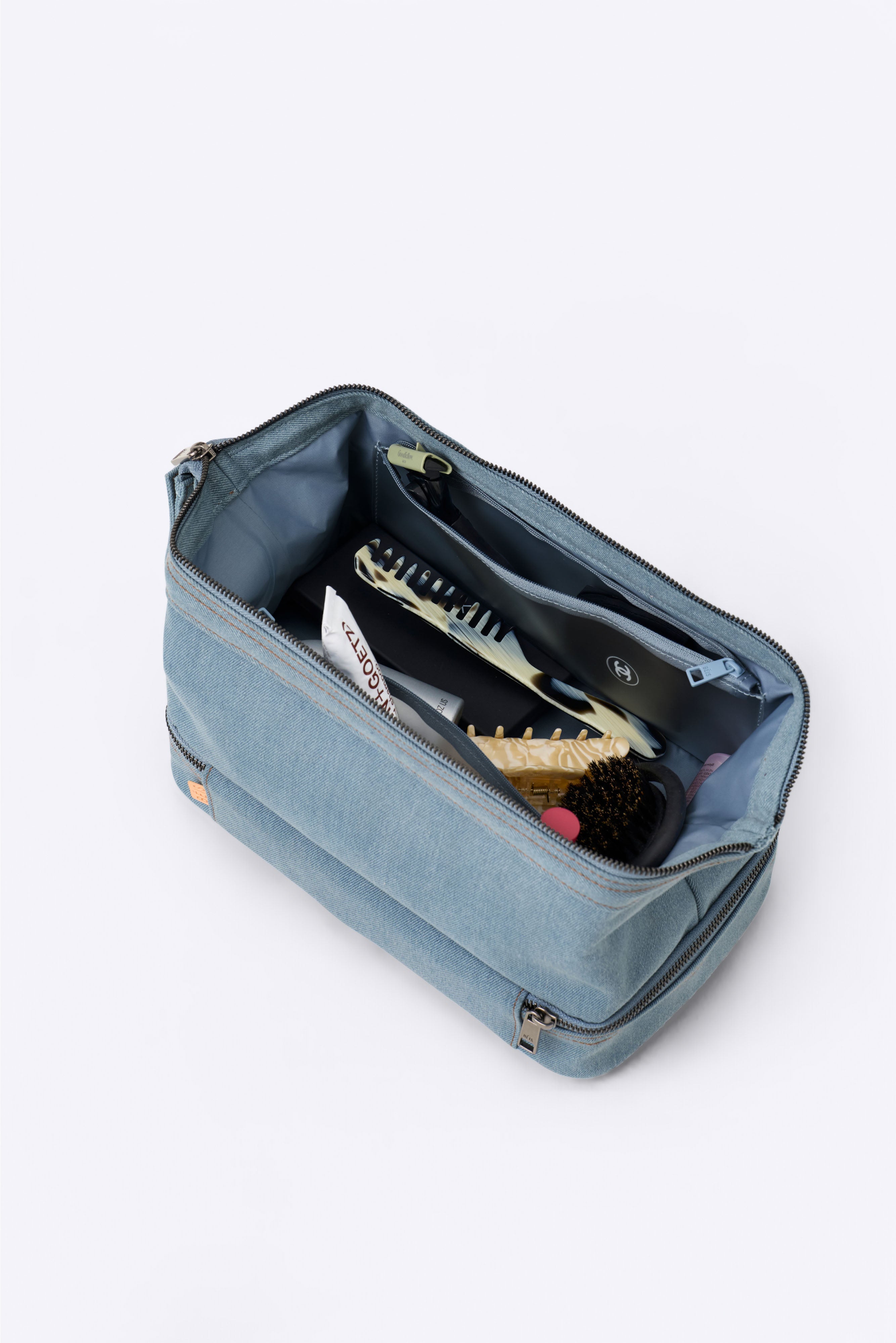 Gap x B??IS The Dopp Kit in Denim Blue